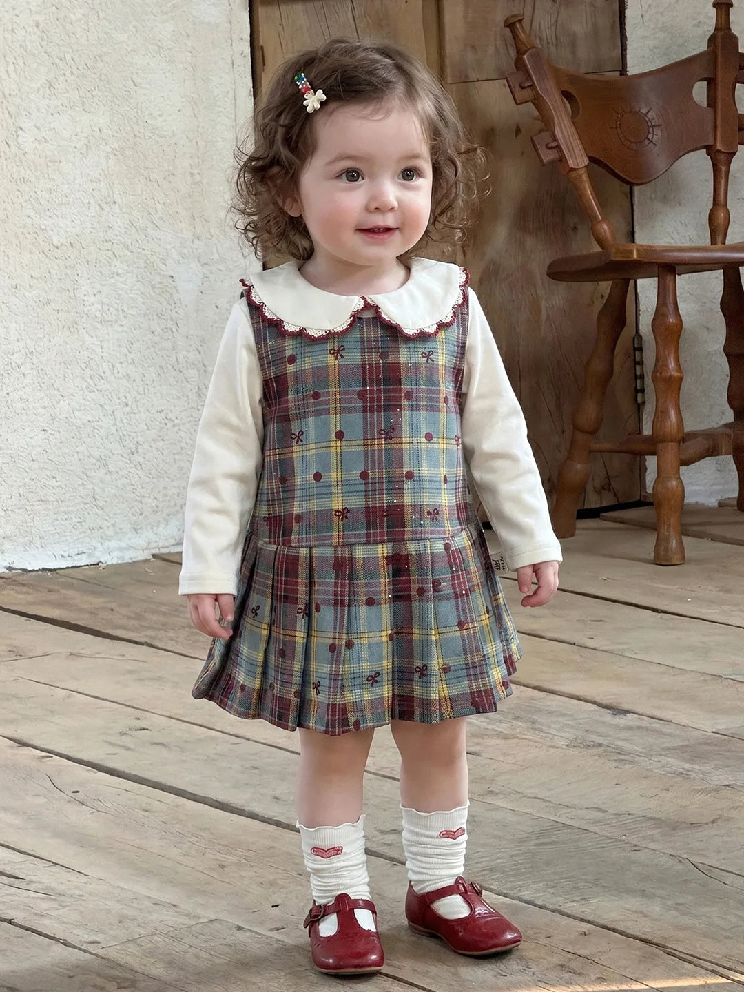 One Year Old Women's Treasure Dress Set, Autumn Baby Sweet Plaid Vest Skirt Two-piece Set, Girls' Stylish Children's Clothing